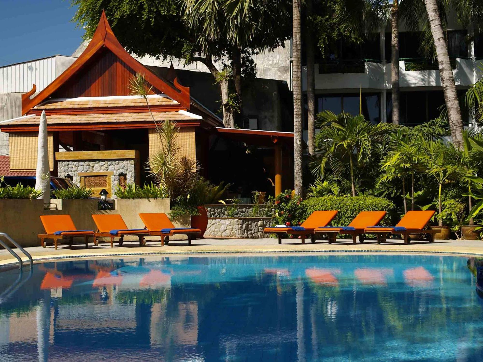 Safari Beach Hotel Patong Exterior foto