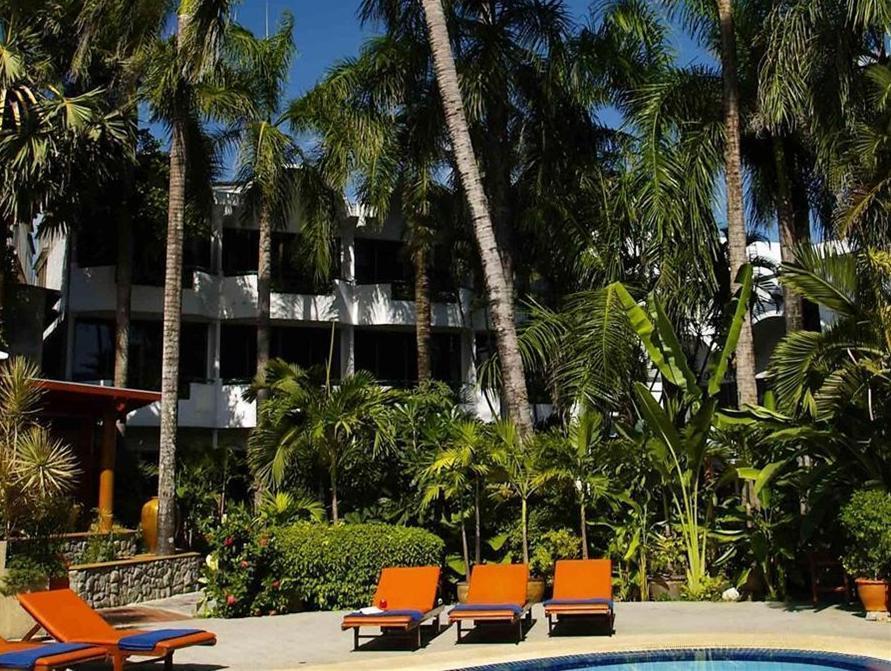Safari Beach Hotel Patong Exterior foto